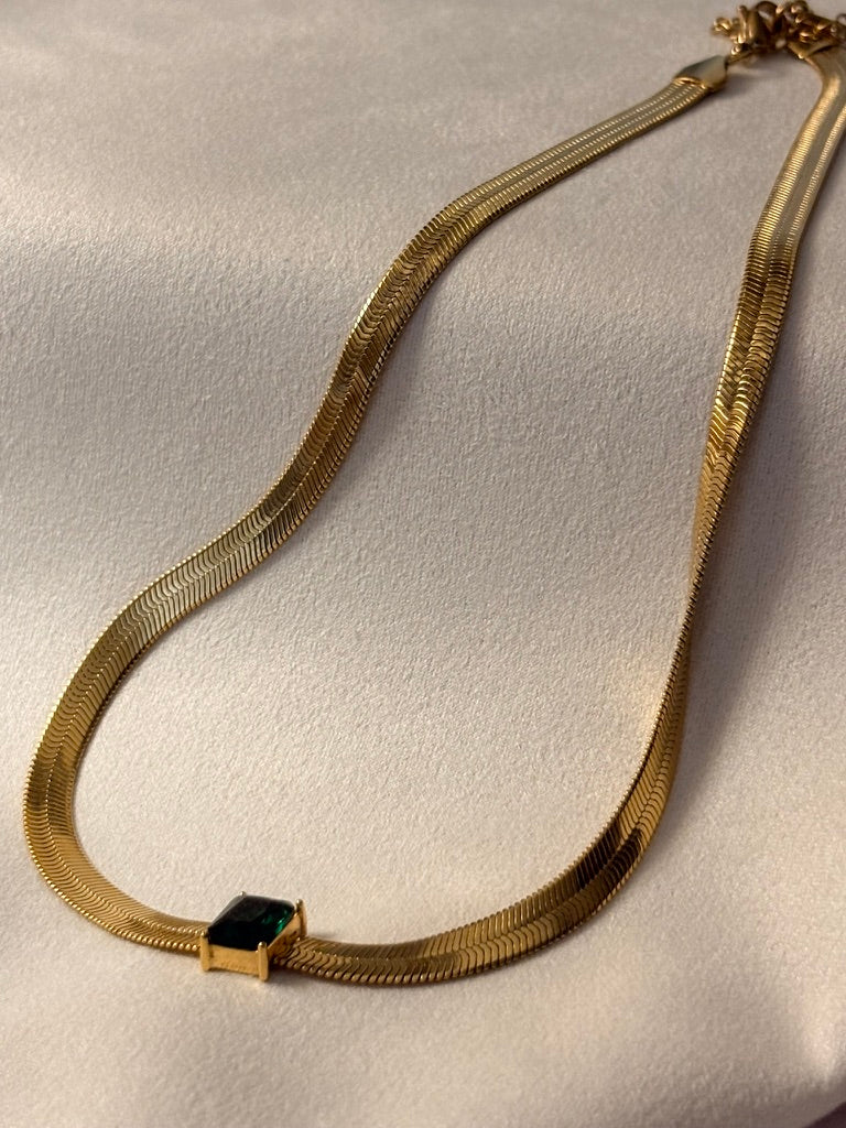 Nyra Emerald Snake Chain Necklace