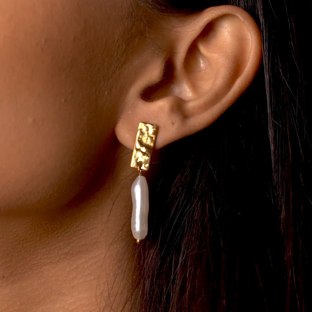 Freshwater Pearl Drop Earrings
