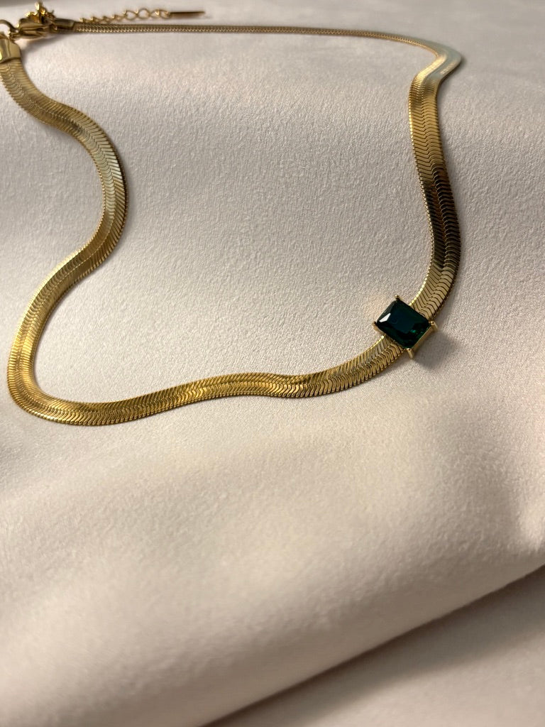Nyra Emerald Snake Chain Necklace