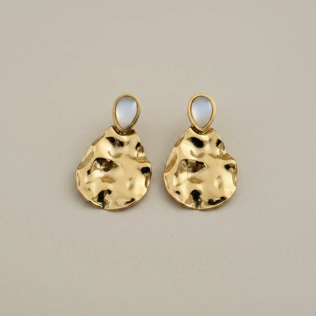 NIYANSA Sculpted Moonstone Drop Earrings
