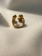 The Noor Cluster Stone Adjustable Ring made using 18kt gold pvd plated on 316L grade titanium steel.