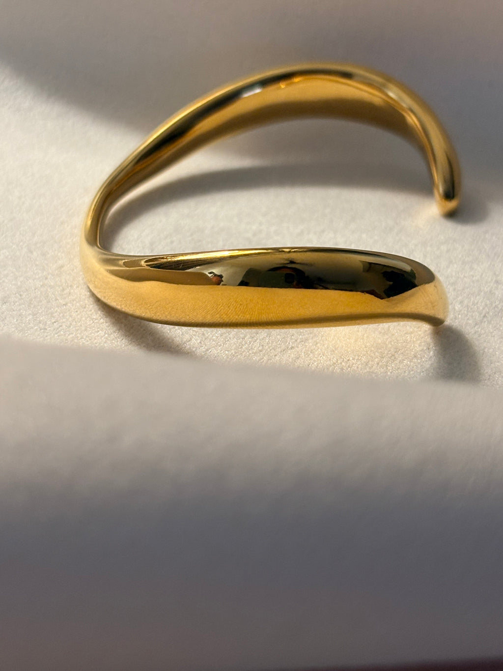 Curve Open Cuff Bracelet
