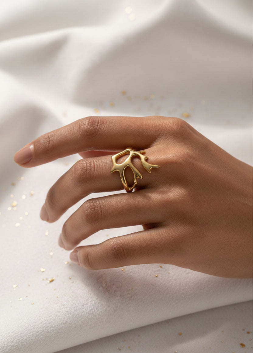 Aurelia Abstract Adjustable Ring