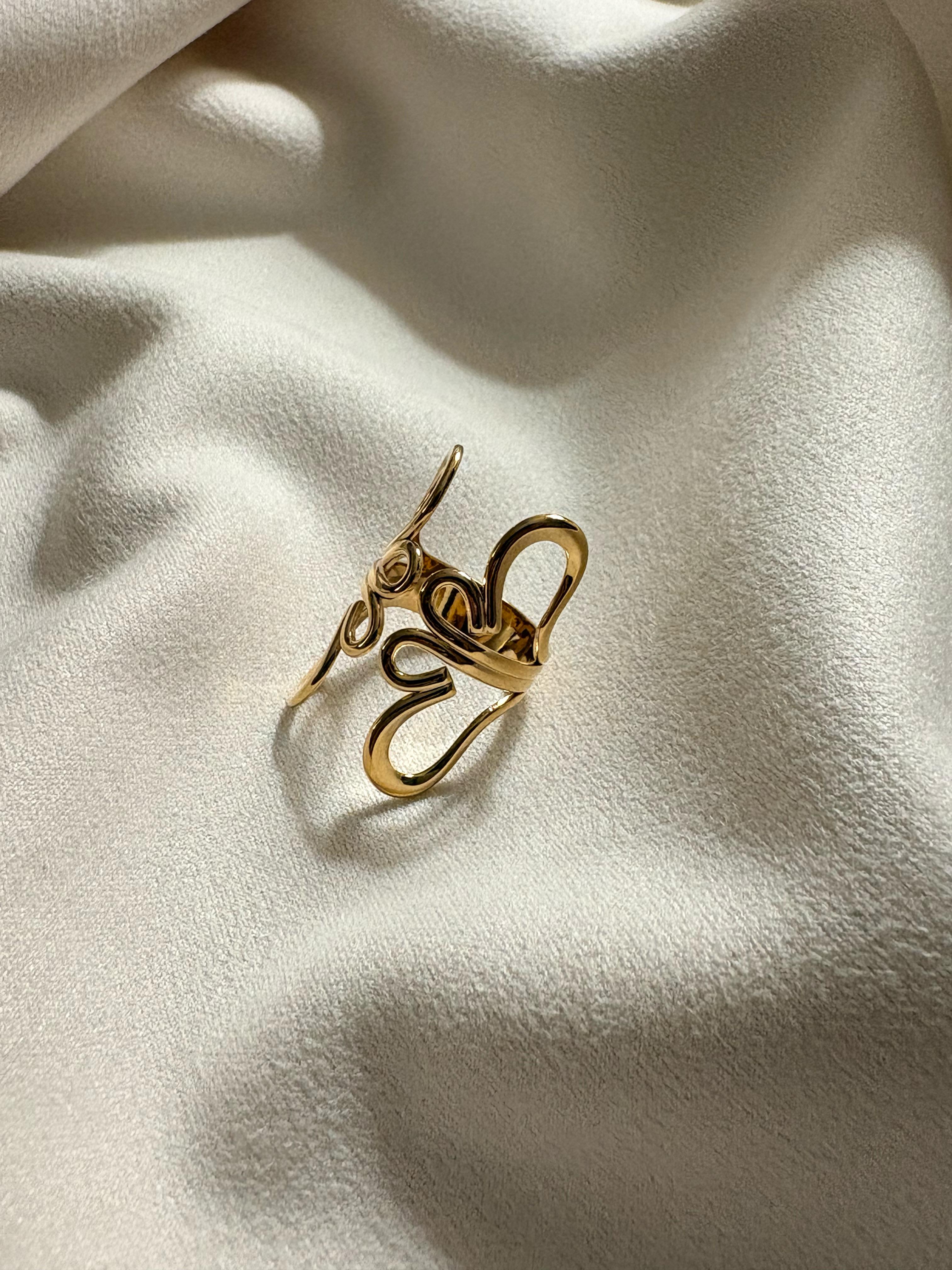 18kt gold plated ring for daily wear by NIYANSA.