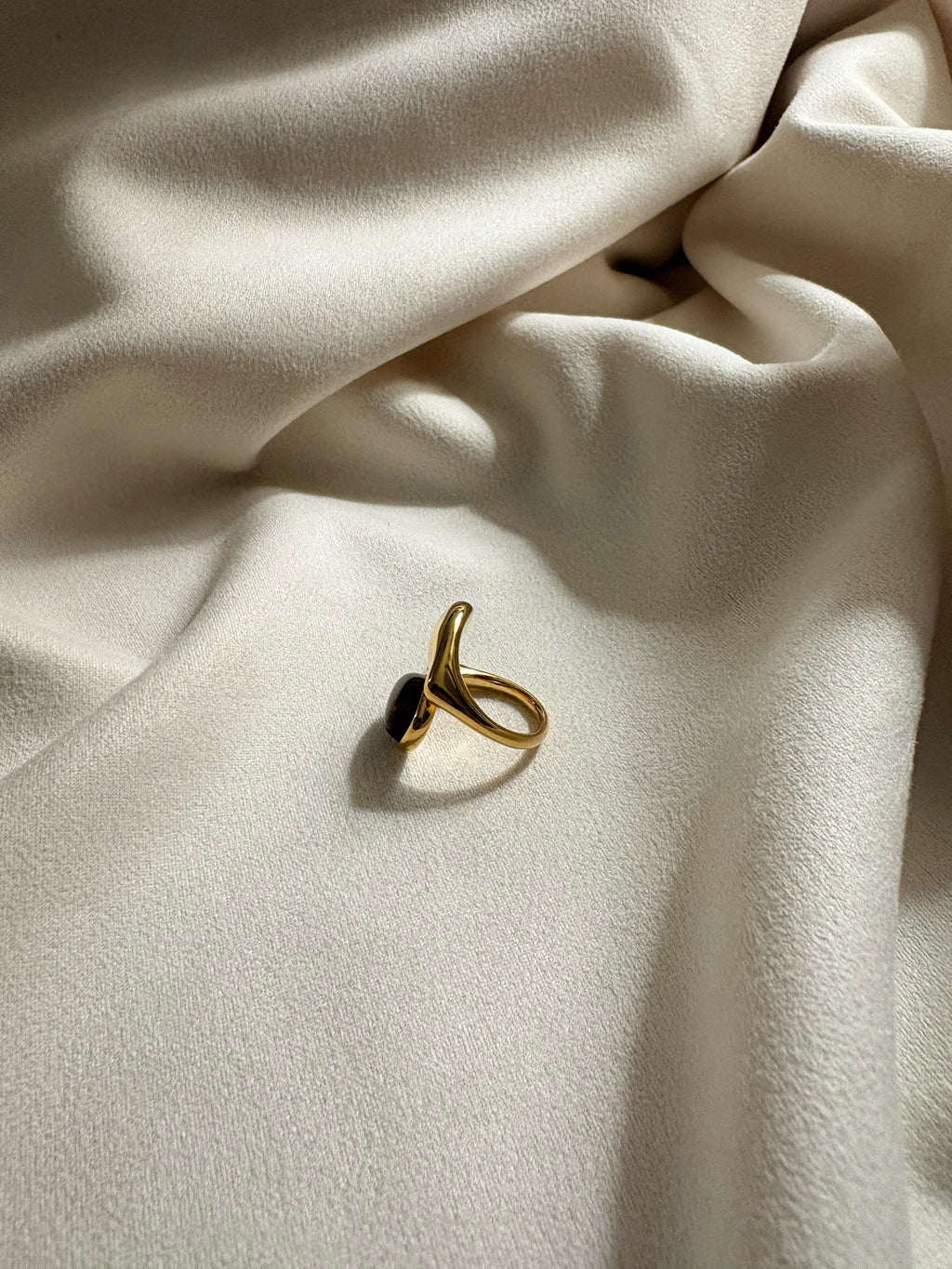 NIYANSA Tiger Eye Stone Ring