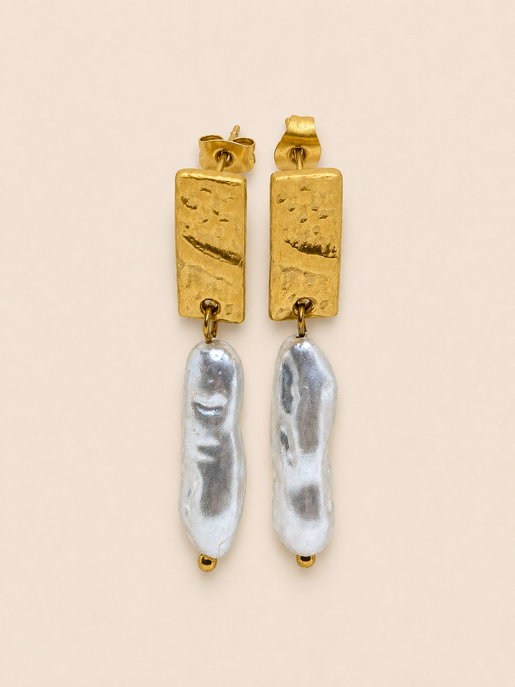 NIYANSA Freshwater Pearl Drop Earrings