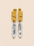 NIYANSA Freshwater Pearl Drop Earrings