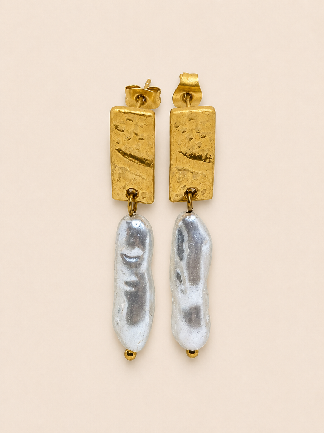 NIYANSA Freshwater Pearl Drop Earrings