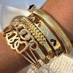 Smooth Curve Bracelet